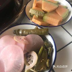 吃哈密瓜火锅,创意美食新体验